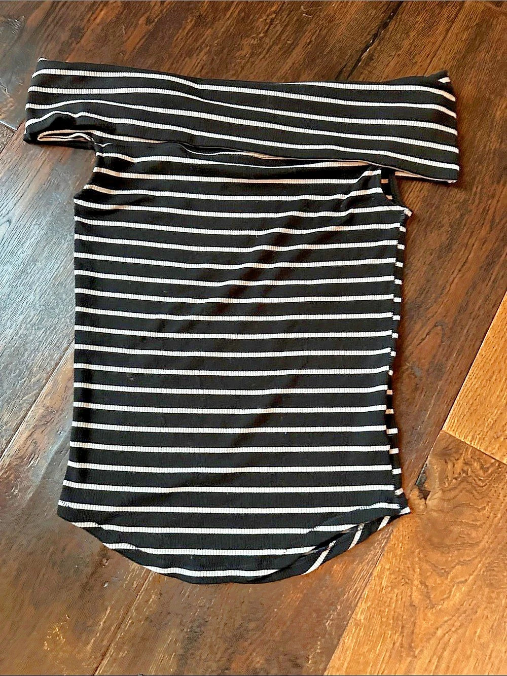 🎃🎃We the Free Striped Short Sleeve Top in Black & White Size M